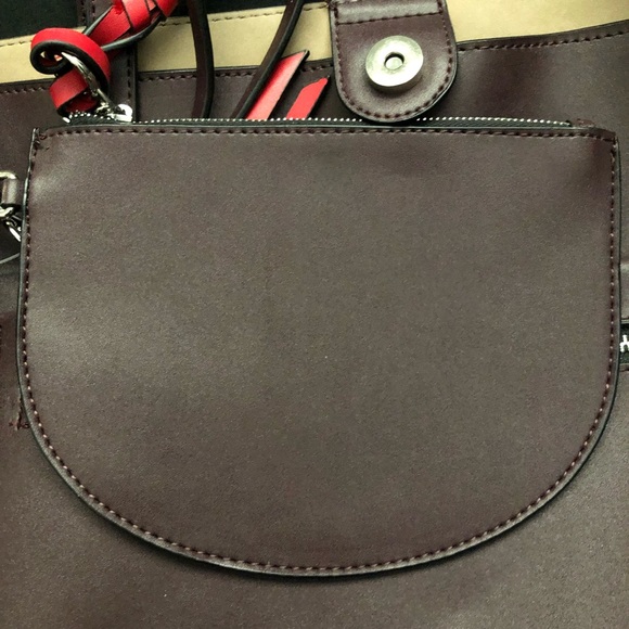 Mondani New York faux learther red and dark brown - Picture 7 of 8